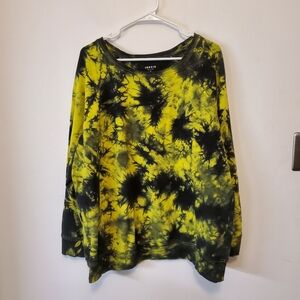 Torrid Active yellow/black tye dye sweatshirt 2X